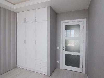shkaf-raspashnoj-na-zakaz-ot-proizvoditelya-342-foto-1
